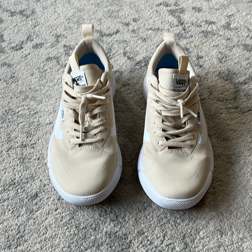 Vans UltraRange Exo shoe size 8 womens